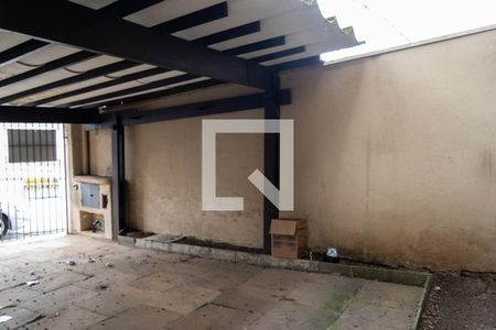 Casa à venda com 180m², 4 quartos e 2 vagas Casa à venda com 180m², 4 quartos e 2 vagasGaragem