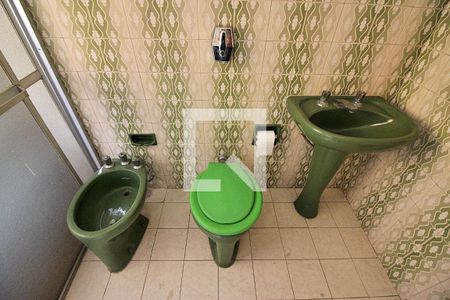 Casa à venda com 180m², 4 quartos e 2 vagasBanheiro Social