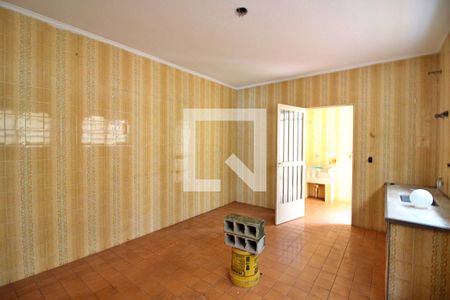 Casa à venda com 180m², 4 quartos e 2 vagasCozinha