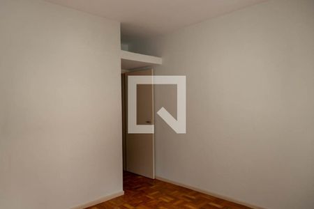 Casa à venda com 180m², 4 quartos e 2 vagas Casa à venda com 180m², 4 quartos e 2 vagasQuarto 3