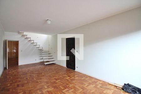 Sala de casa para alugar com 4 quartos, 180m² em Ferrazópolis, São Bernardo do Campo
