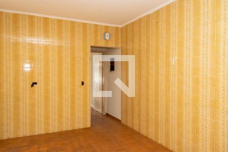 Casa à venda com 180m², 4 quartos e 2 vagas Casa à venda com 180m², 4 quartos e 2 vagasCozinha