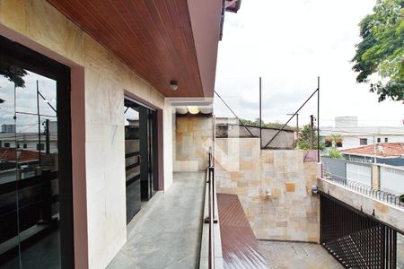 Casa à venda com 340m², 4 quartos e 6 vagasÁrea Externa