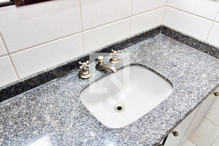 Casa à venda com 340m², 4 quartos e 6 vagasBanheiro