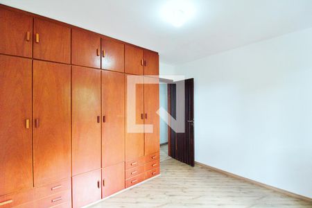 Casa à venda com 340m², 4 quartos e 6 vagasQuarto 2