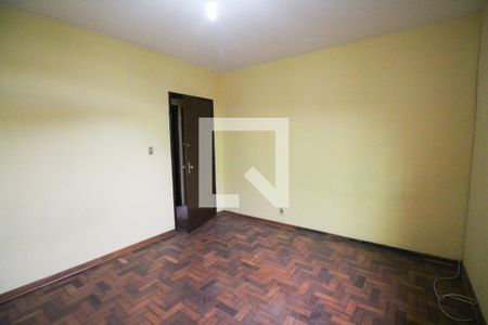 Quarto 1 de casa para alugar com 2 quartos, 55m² em Vila Guedes, São Paulo
