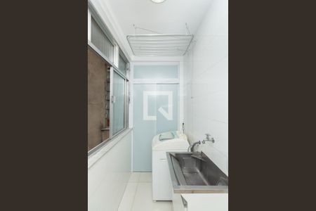 Apartamento à venda com 77m², 2 quartos e 1 vagaÁrea de serviço