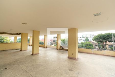 Apartamento à venda com 77m², 2 quartos e 1 vagaÁrea comum