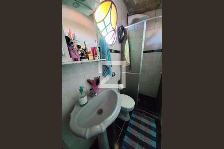 Banheiro da Suíte de casa à venda com 2 quartos, 200m² em Santa Monica, Belo Horizonte