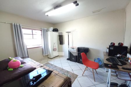 Casa à venda com 200m², 2 quartos e 2 vagas Casa à venda com 200m², 2 quartos e 2 vagasQuarto 3