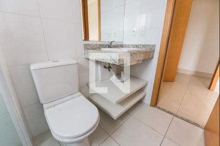 Apartamento para alugar com 225m², 4 quartos e 4 vagasBanheiro da Suíte 2