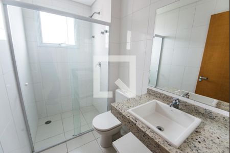 Apartamento para alugar com 225m², 4 quartos e 4 vagasBanheiro da Suíte 2