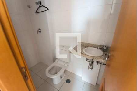 Apartamento para alugar com 225m², 4 quartos e 4 vagasBanheiro de Serviço