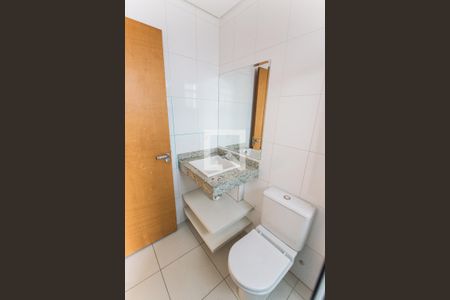 Apartamento para alugar com 225m², 4 quartos e 4 vagasBanheiro da Suíte 1