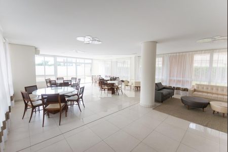Apartamento para alugar com 225m², 4 quartos e 4 vagasÁrea comum - Salão de festas