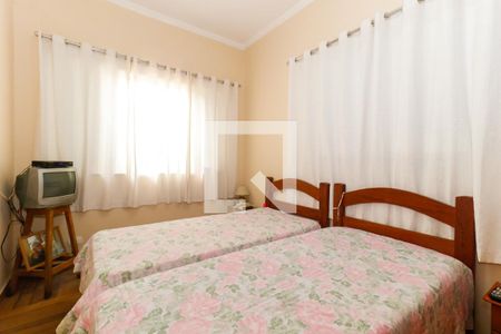 Casa à venda com 160m², 3 quartos e 6 vagasQuarto 2