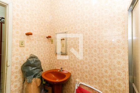 Casa à venda com 160m², 3 quartos e 6 vagasBanheiro de Serviço