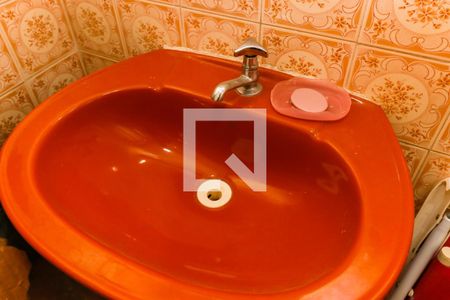 Casa à venda com 160m², 3 quartos e 6 vagasBanheiro de Serviço