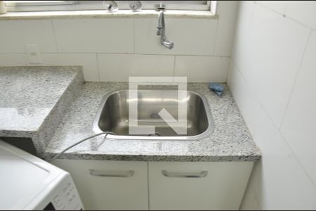 Apartamento à venda com 80m², 2 quartos e 1 vagaÁrea de Serviço