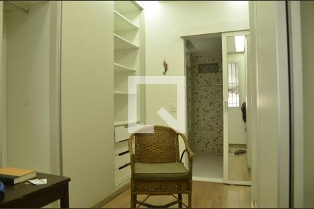 Apartamento à venda com 80m², 2 quartos e 1 vagaCloset