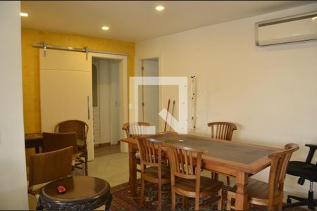 Apartamento à venda com 80m², 2 quartos e 1 vagaSala