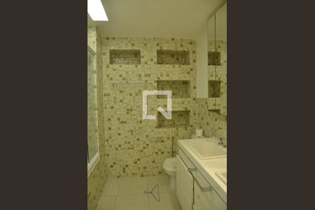 Apartamento à venda com 80m², 2 quartos e 1 vagaBanheiro do Quarto 1