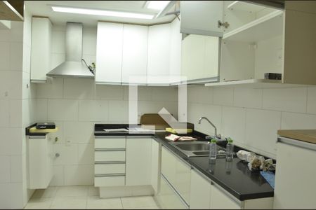 Apartamento à venda com 80m², 2 quartos e 1 vagaCozinha
