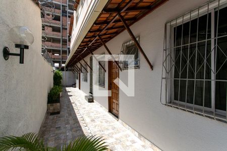 Entrada de apartamento para alugar com 2 quartos, 120m² em Castelo, Belo Horizonte