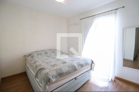 Casa de condomínio à venda com 100m², 3 quartos e 2 vagas Casa de condomínio à venda com 100m², 3 quartos e 2 vagasSuíte