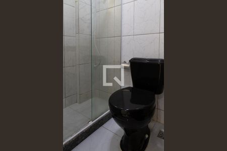 Apartamento à venda com 55m², 2 quartos e 1 vaga Apartamento à venda com 55m², 2 quartos e 1 vagaBanheiro social