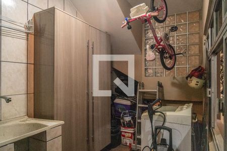 Casa à venda com 300m², 4 quartos e 2 vagasÁrea de Serviço