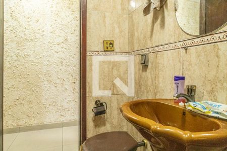 Casa à venda com 300m², 4 quartos e 2 vagasBanheiro