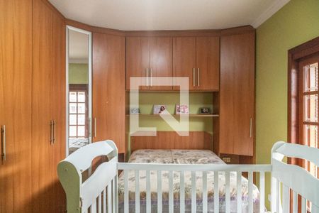 Casa à venda com 300m², 4 quartos e 2 vagasSuite