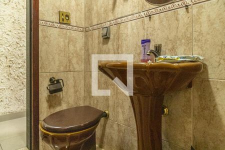 Casa à venda com 300m², 4 quartos e 2 vagasBanheiro