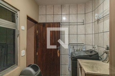 Casa à venda com 300m², 4 quartos e 2 vagasÁrea de Serviço