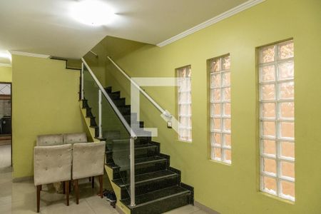 Sala de casa à venda com 4 quartos, 300m² em Vila Marieta, São Paulo