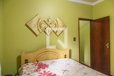 Casa à venda com 300m², 4 quartos e 2 vagasQuarto 2