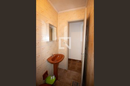 Casa para alugar com 150m², 2 quartos e 1 vaga Casa para alugar com 150m², 2 quartos e 1 vagaBanheiro