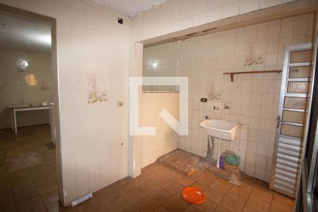 Casa para alugar com 150m², 2 quartos e 1 vaga Casa para alugar com 150m², 2 quartos e 1 vagaLavanderia