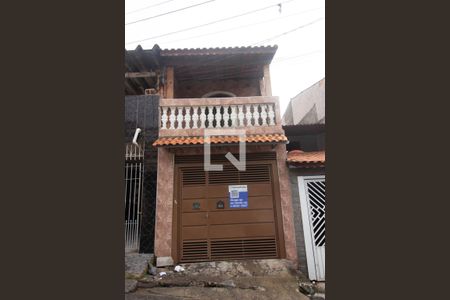 Casa para alugar com 150m², 2 quartos e 1 vaga Casa para alugar com 150m², 2 quartos e 1 vagaFachada