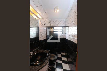 Casa para alugar com 150m², 3 quartos e 2 vagasBanheiro da Suíte