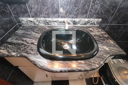 Casa para alugar com 150m², 3 quartos e 2 vagasBanheiro da Suíte