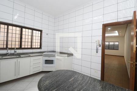 Casa para alugar com 150m², 3 quartos e 2 vagasCozinha