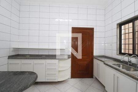 Casa para alugar com 150m², 3 quartos e 2 vagasCozinha