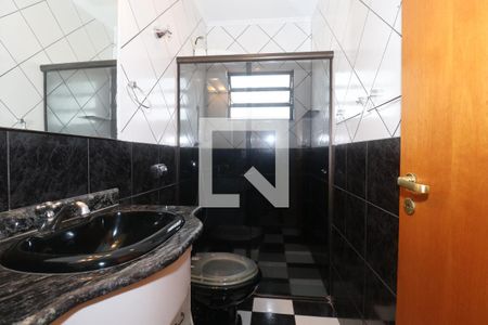 Casa para alugar com 150m², 3 quartos e 2 vagasBanheiro da Suíte