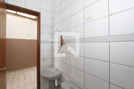 Casa para alugar com 150m², 3 quartos e 2 vagasBanheiro de Serviço