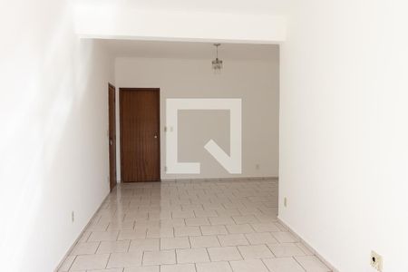 Apartamento para alugar com 120m², 3 quartos e 2 vagas Apartamento para alugar com 120m², 3 quartos e 2 vagasSala
