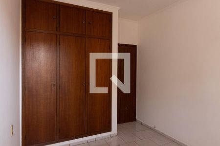 Apartamento para alugar com 120m², 3 quartos e 2 vagas Apartamento para alugar com 120m², 3 quartos e 2 vagasQuarto 3