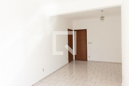 Apartamento para alugar com 120m², 3 quartos e 2 vagas Apartamento para alugar com 120m², 3 quartos e 2 vagasSala