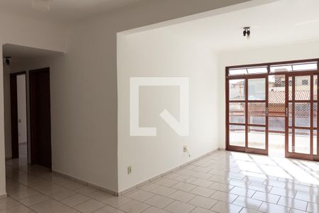 Apartamento para alugar com 120m², 3 quartos e 2 vagas Apartamento para alugar com 120m², 3 quartos e 2 vagasSala